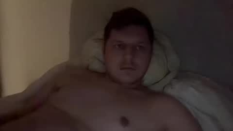 hornyboy95300 online show from December 17, 4:53 pm