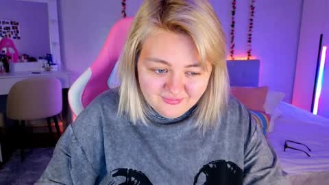 HornyCakee online show from April 8, 11:02 am