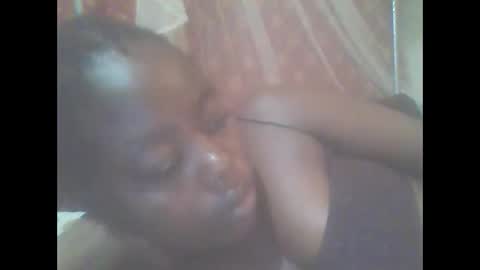 hornygal001 online show from February 4, 7:12 am