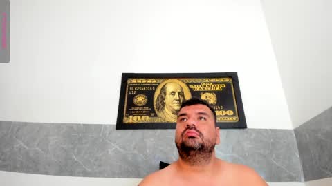 horus_gil_ online show from May 25, 3:07 pm