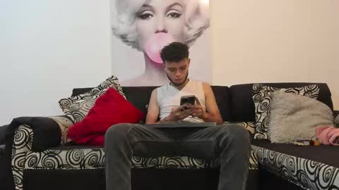Snapshot of hot_bad_boy69 chatting on September 25, 7:43 pm hot bad boy69 online show from September 25, 7:43 pm