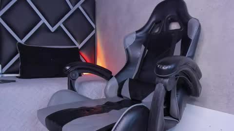 hot boy 04 online show from October 23, 6:09 pm