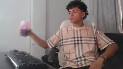 Salomon online show from January 13, 6:59 pm