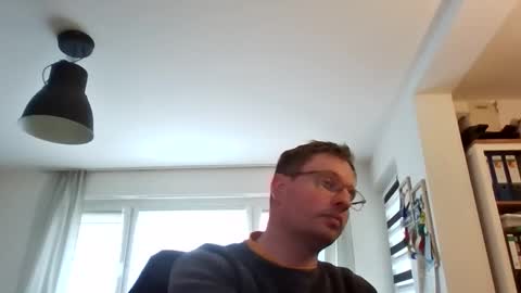 hot_chris1989 online show from March 20, 9:03 am