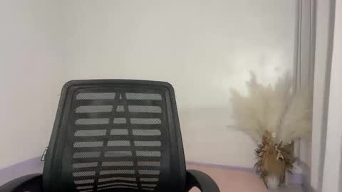 Kim online show from November 12, 7:21 am