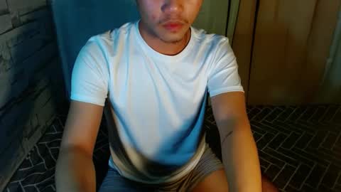 hot_emmanuel online show from February 22, 10:31 pm