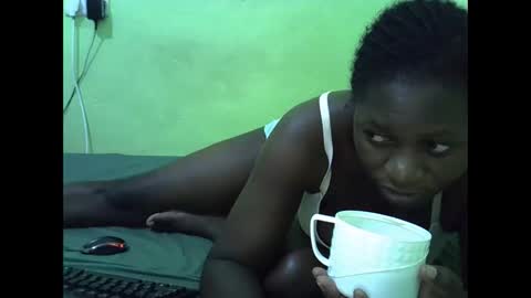 hot_girlly online show from September 23, 7:02 am