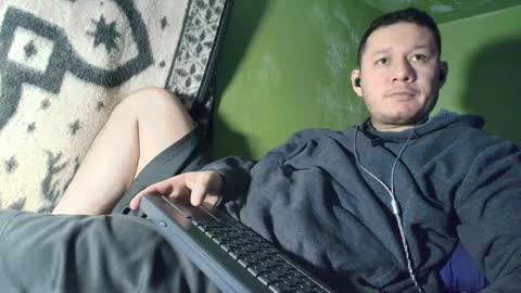 hot_guy36 online show from December 21, 3:24 am