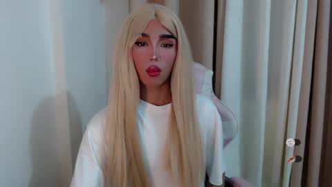 Khianna online show from July 5, 3:08 pm
