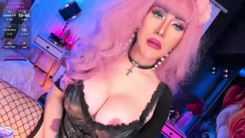    online show from January 13, 10:17 pm