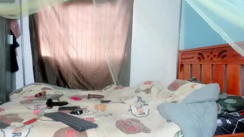 Snapshot of hot_moxie chatting on October 14, 6:05 am hot_moxie online show from October 14, 6:05 am