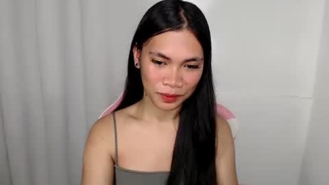 hot_pauline online show from May 8, 1:39 pm