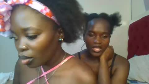 Hot petite online show from June 11, 12:32 am