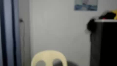 Nikki  online show from December 17, 11:00 pm