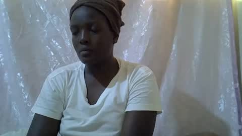 RAYLAH online show from April 3, 12:34 pm