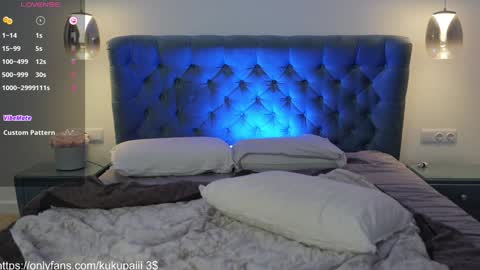 Julia online show from September 16, 2:09 pm