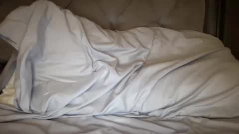 Ember online show from October 3, 3:48 am