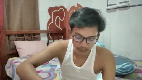 hotasian_jerome online show from April 7, 9:55 am