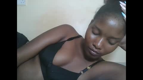 love online show from November 30, 7:21 pm