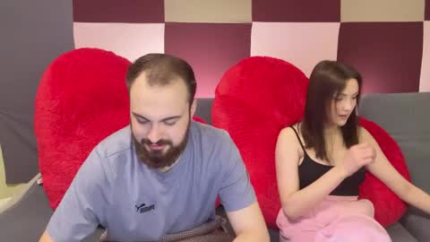 Max and Alina online show from May 7, 9:10 pm