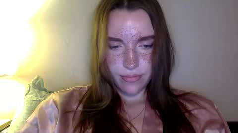 effy online show from April 5, 10:07 pm