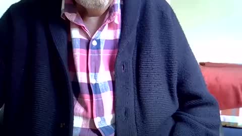 hotejok online show from May 5, 1:28 pm