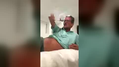 hotfuckingdad74 online show from June 22, 2:28 am