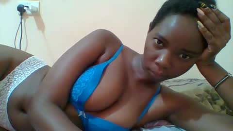 Queen online show from March 11, 11:01 am