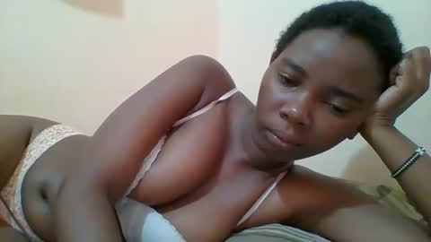 Queen online show from March 8, 6:10 am