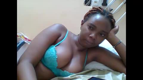 Queen online show from October 26, 5:45 pm