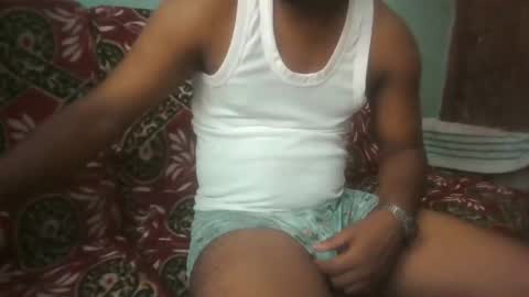 hotguyy001 online show from March 1, 9:46 am