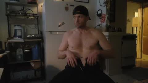 Hot Hard Throb online show from May 27, 1:45 am