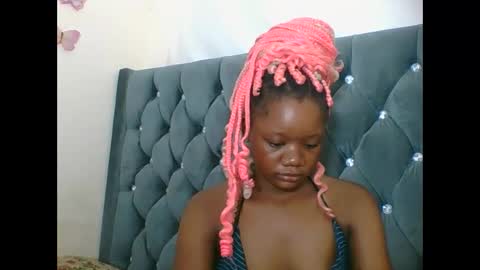 LOYCE online show from February 19, 7:35 pm