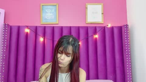 hotlittlechill online show from November 17, 7:27 pm