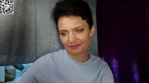 hotmamaqueen234 online show from May 4, 3:51 pm