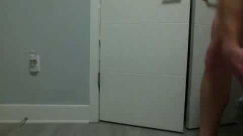 hotmuscle89 online show from January 18, 1:19 am