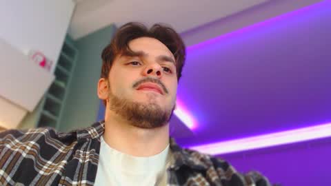 Jason online show from December 14, 2:11 am