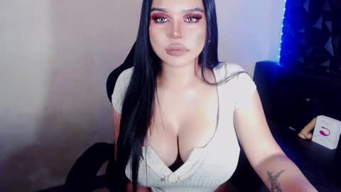 Marga Avery online show from December 21, 3:20 pm