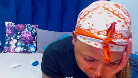 hotsmalltitsx online show from March 19, 10:47 pm