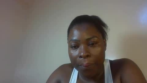 hottie_spicy online show from May 24, 12:01 pm