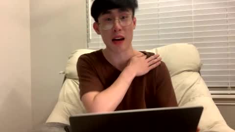 Snapshot of hottiewithabody101 chatting on October 16, 1:38 am hottiewithabody101 online show from October 16, 1:38 am