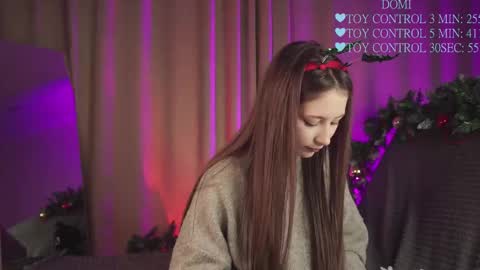 hottpeachh online show from December 22, 6:36 pm