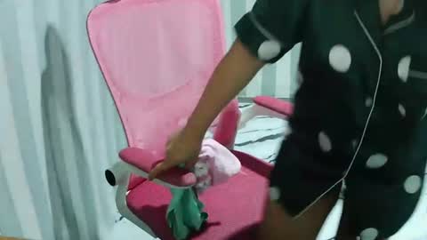 hottypinay300716 online show from June 11, 7:56 pm