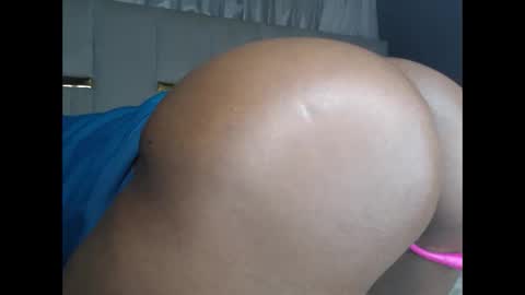 hotypussy95 online show from March 16, 7:18 pm