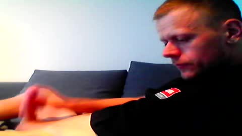 hubikush22 online show from April 4, 6:42 am