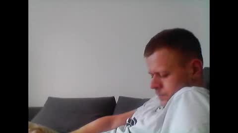 hubikush22 online show from February 25, 7:01 am