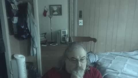 lonely huggy bear online show from March 12, 6:33 pm