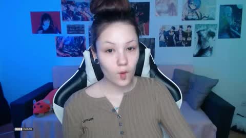 HugoMin online show from December 17, 4:52 am