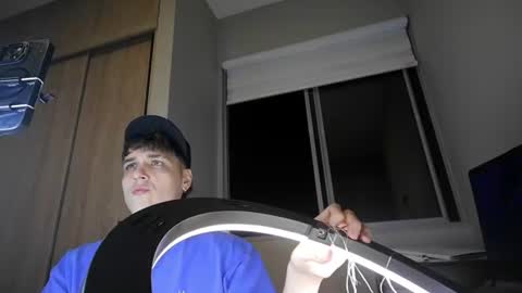 hun_damer online show from June 29, 5:37 am