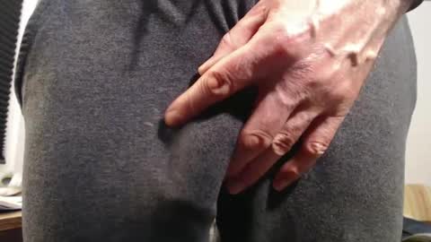 Snapshot of hung_hot_fit10 chatting on September 23, 1:21 am Big uncut cock dripping online show from September 23, 1:21 am